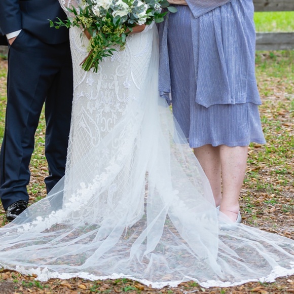 Lovely Wedding Veil main image 8